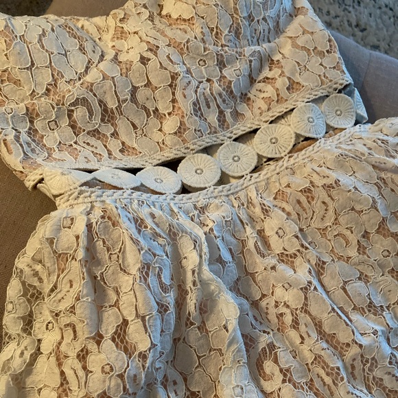 ❤️Lulu’s Adorn White Lace Strapless Midi Dress - Picture 8 of 9